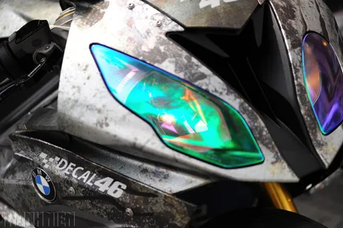 Chiêm ngưỡng ‘cá mập trắng’ BMW S1000RR tại Việt Nam - ảnh 4