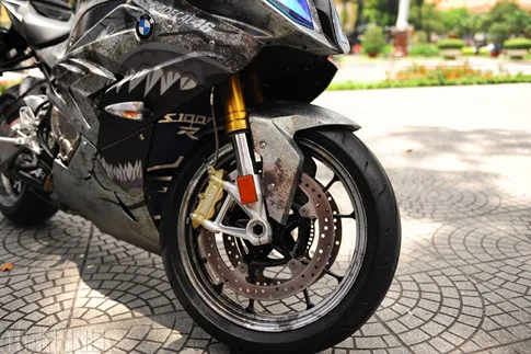 Chiêm ngưỡng ‘cá mập trắng’ BMW S1000RR tại Việt Nam - ảnh 3