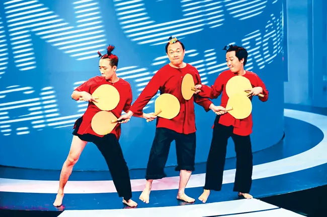 Truyền thông chi phối show biz ảnh 1