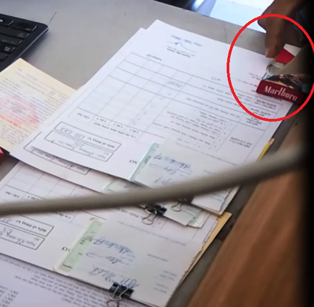 Xe cũ nát lọt 'lỗ kim' đăng kiểm ảnh 4 Xe cũ nát lọt 'lỗ kim' đăng kiểm - ảnh 4