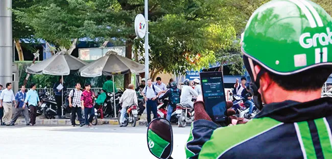 Xe ôm đô thị cạnh tranh gay gắt ảnh 1