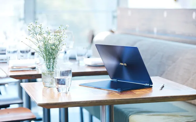 5 mau laptop vien man hinh mong tu Asus hinh anh 4