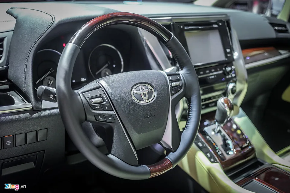 'Chuyen co mat dat' Toyota Alphard gia hon 3,5 ty dong tai VN hinh anh 9
