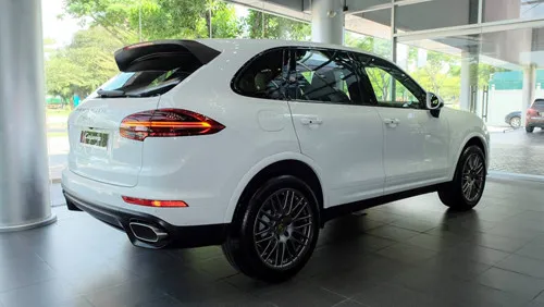 Porsche Cayenne phiên bản đặc biệt giá 5,3 tỉ đồng ảnh 1 Porsche Cayenne phiên bản đặc biệt giá 5,3 tỉ đồng tại Việt Nam - ảnh 1