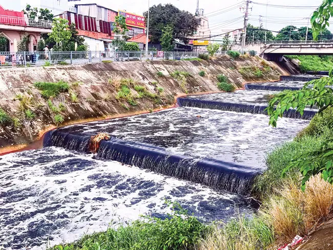 Hứng trọn ô nhiễm từ kênh Ba Bò ảnh 2