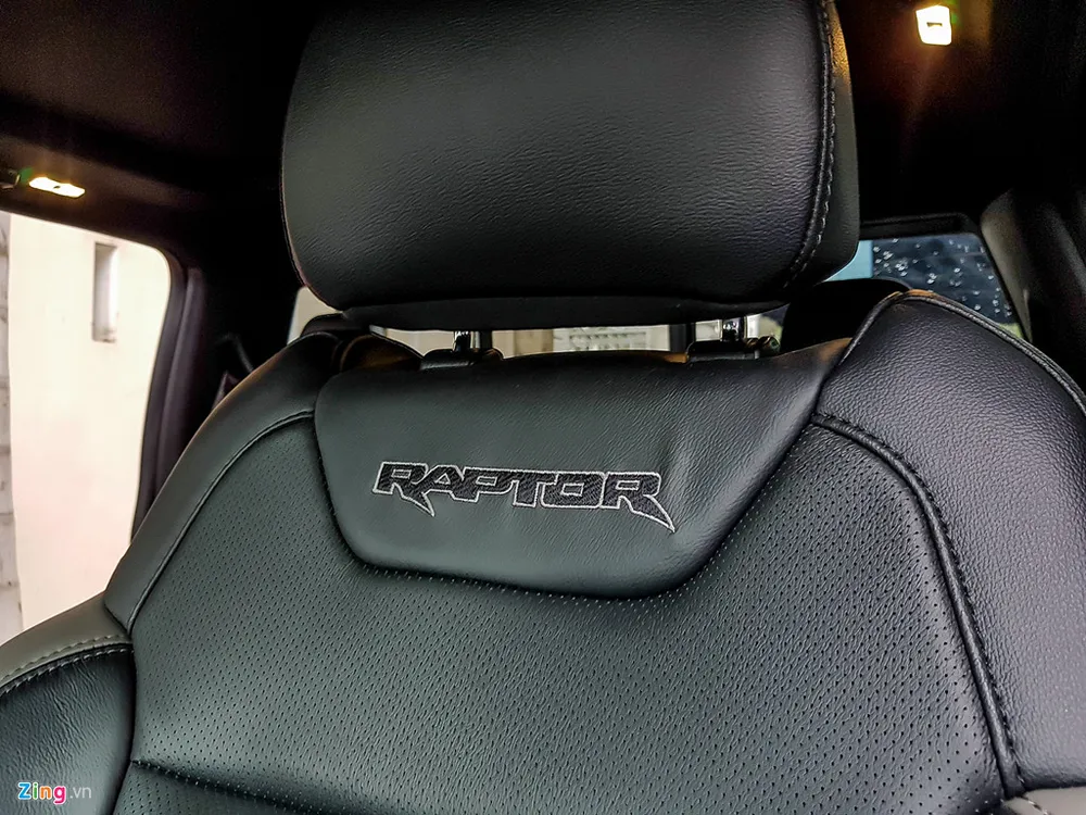 Hai xe bán tải tiền tỷ Ford F-150 Raptor tại Sài Gòn hình ảnh 10 Hai xe ban tai tien ty Ford F-150 Raptor tai Sai Gon hinh anh 10