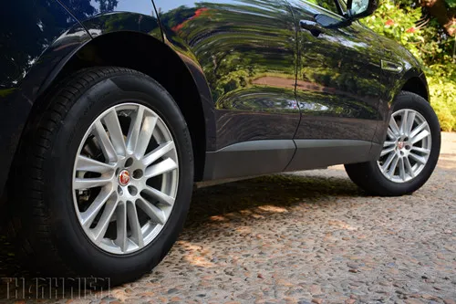 Đánh giá Jaguar F-Pace 2017: Bản lĩnh 'báo' đầu đàn - ảnh 13