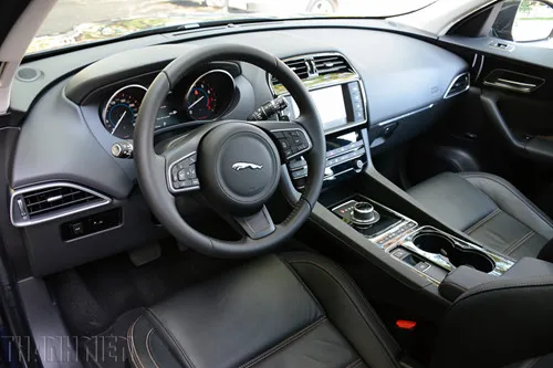 Đánh giá Jaguar F-Pace 2017: Bản lĩnh 'báo' đầu đàn - ảnh 5