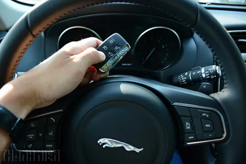 Đánh giá Jaguar F-Pace 2017: Bản lĩnh 'báo' đầu đàn - ảnh 15