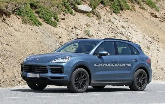 oto-xemay-porsche-cayenne-2018