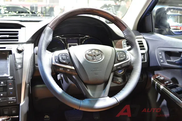 Toyota Camry 2017 được vén màn tại Đông Nam Á với trang bị tốt hơn - Ảnh 6.