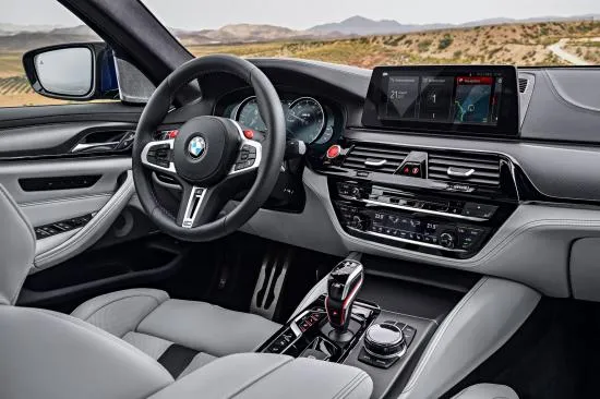 BMW trình làng sedan hiệu suất cao M5 2018 ảnh 33