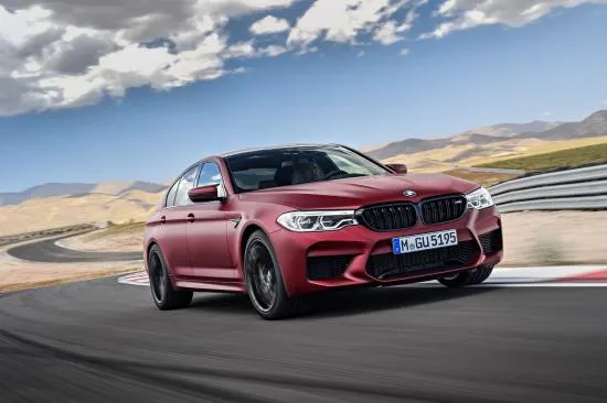 BMW trình làng sedan hiệu suất cao M5 2018 ảnh 2