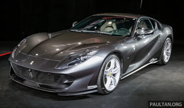 Siêu xe Ferrari 812 Superfast chính thức trình làng tại Đông Nam Á với giá chưa thuế 8,38 tỷ Đồng - Ảnh 1.