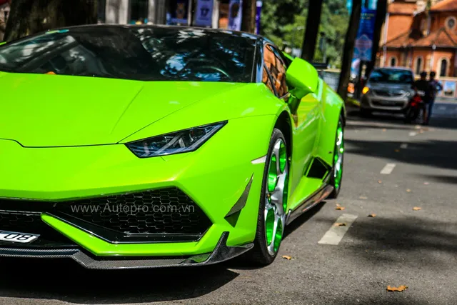 Lamborghini Huracan của bạn trai cũ nữ hoàng nội y Ngọc Trinh được độ khủng - Ảnh 16.