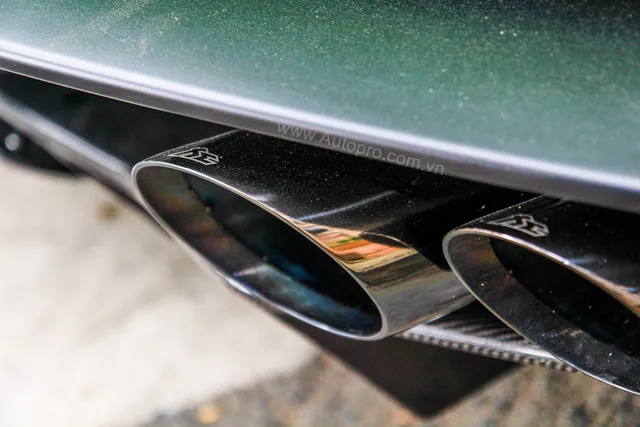 Lamborghini Huracan của bạn trai cũ nữ hoàng nội y Ngọc Trinh được độ khủng - Ảnh 13.