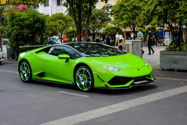 Lamborghini Huracan của bạn trai cũ nữ hoàng nội y Ngọc Trinh được độ khủng - Ảnh 20.