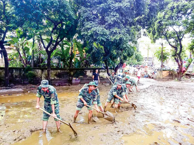 Lũ dữ hoành hành ảnh 7