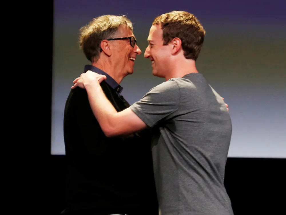 So huu 74 ty USD, CEO Facebook o biet thu nao, di xe gi? hinh anh 10