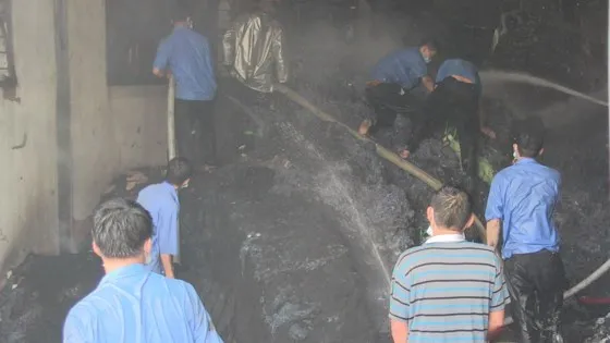 Cháy Khu công nghiệp Tân Thới Hiệp, công nhân bỏ chạy tán loạn ảnh 5