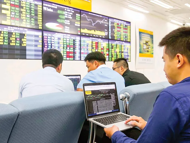 Khó lướt sóng ngành ảnh 1