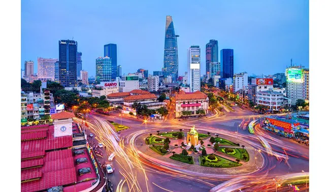 Đô thị thông minh từ vỉa hè, giao thông…