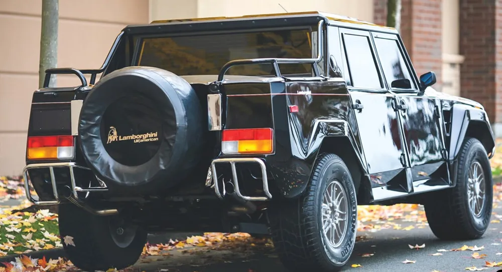 Sieu SUV hiem Lamborghini LM002 duoc ban gia 467.000 USD hinh anh 11