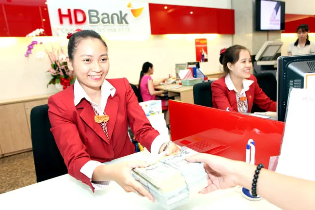 Lãi suất chưa thể giảm thêm ảnh 1