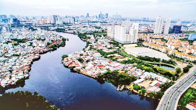 Vùng TPHCM - Trung tâm kinh tế cả nước và khu vực ảnh 1