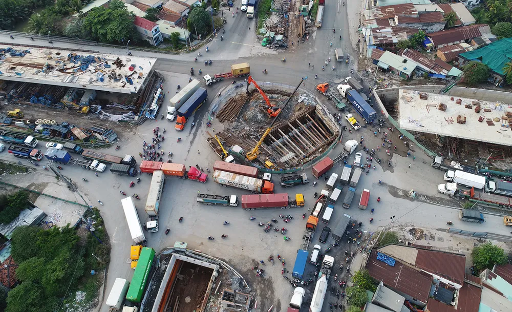 Am anh doan duong 8 km di mat 6 tieng o Sai Gon hinh anh 12