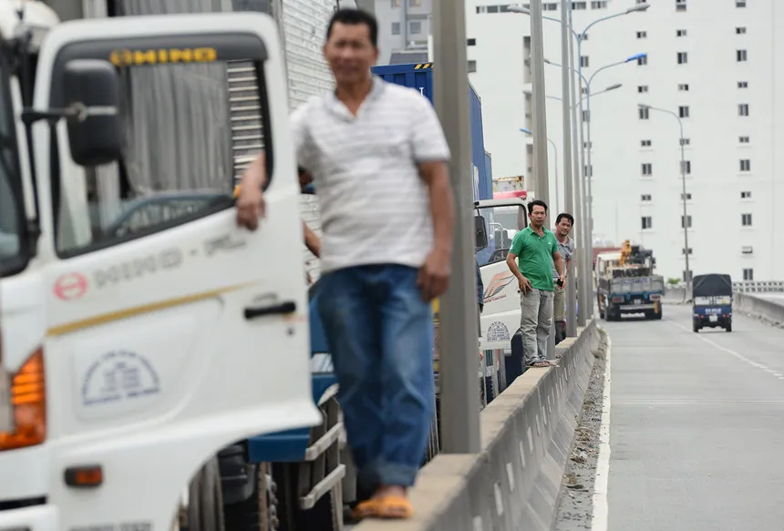 Am anh doan duong 8 km di mat 6 tieng o Sai Gon hinh anh 38