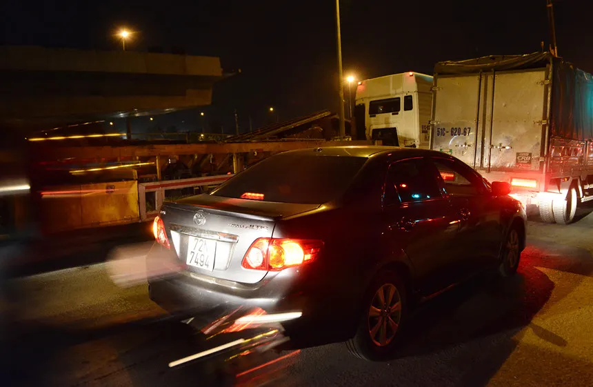 Am anh doan duong 8 km di mat 6 tieng o Sai Gon hinh anh 9