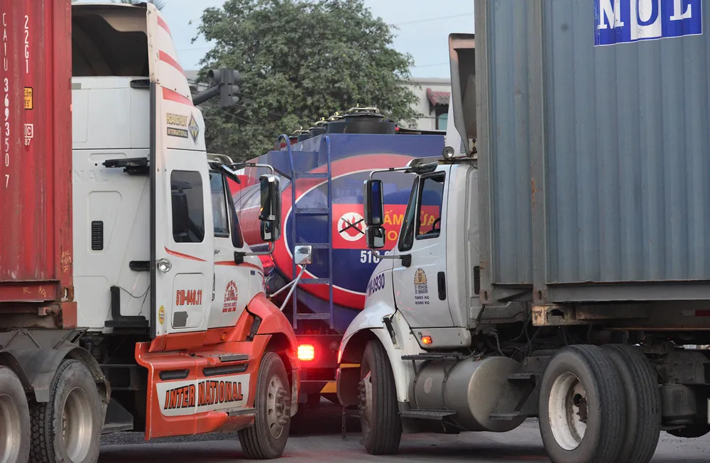 Am anh doan duong 8 km di mat 6 tieng o Sai Gon hinh anh 17