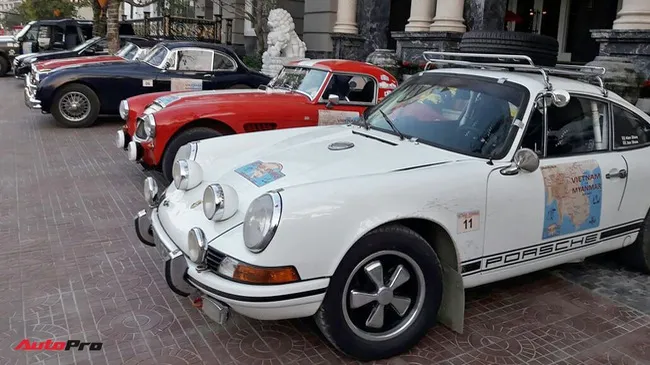 Loạt xe cổ đổ bộ từ Anh sang Việt Nam để chạy hành trình xuyên Đông Nam Á