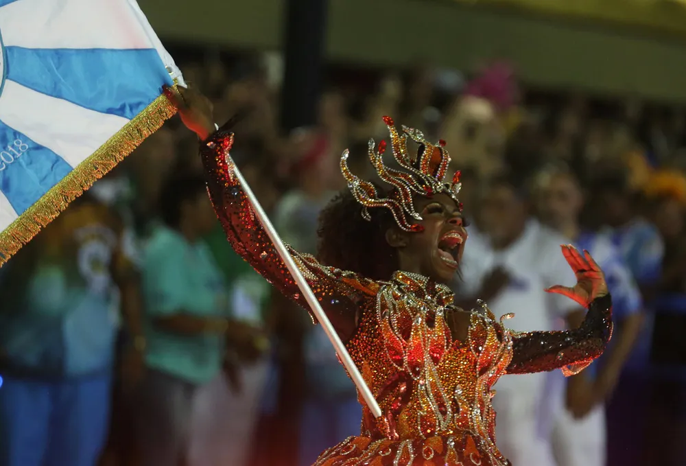 Choáng ngợp với Carnaval Rio đầy màu sắc và quyến rũ - Ảnh 13. Choáng ngợp với Carnaval Rio đầy màu sắc và quyến rũ - Ảnh 13.