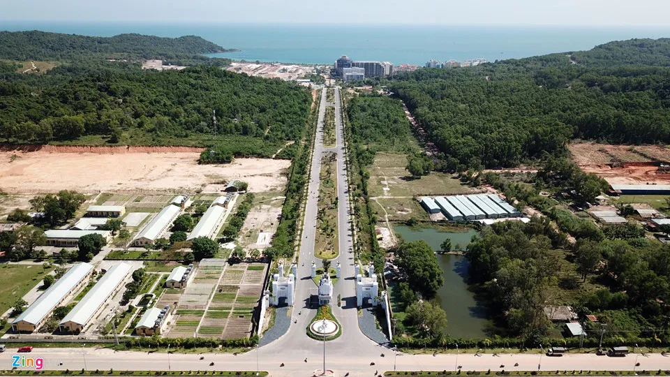 Dao ngoc Phu Quoc nhin tu tren cao hinh anh 13