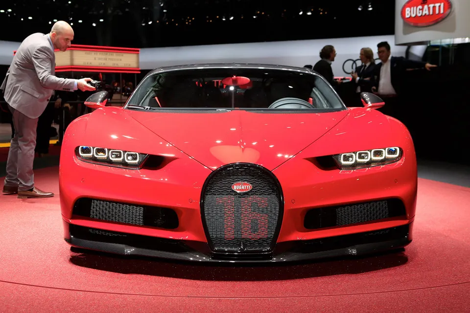 Bugatti Chiron them phien ban Sport gia 3,2 trieu USD hinh anh 2