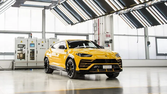Siêu SUV Lamborghini Urus sắp được nhập về Việt Nam