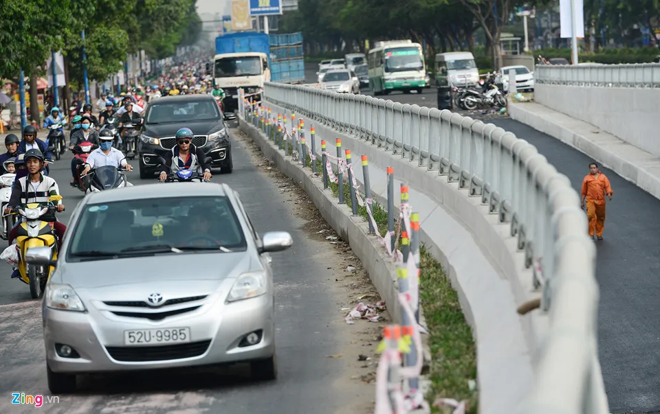 Ham chui nut giao thong 3 tang o Sai Gon truoc ngay thong xe hinh anh 11