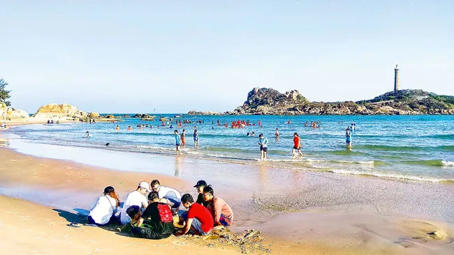 Di tích lịch sử tâm linh Mũi Kê Gà ảnh 3