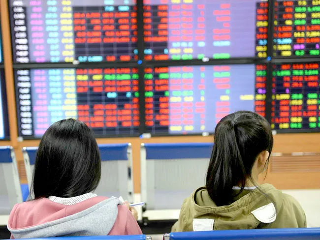 Thị trường đang về mức định giá hợp lý ảnh 1