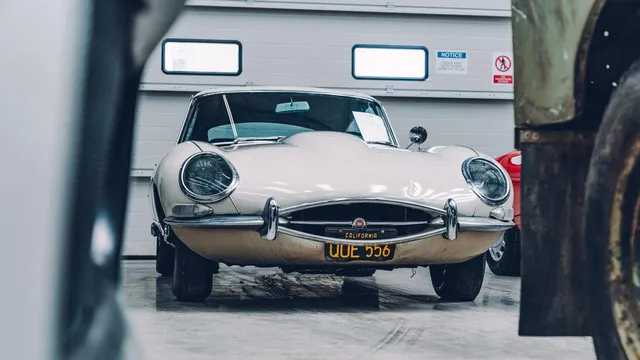 Đây là kho tàng xe cổ bí mật của Jaguar Land Rover - Ảnh 23.