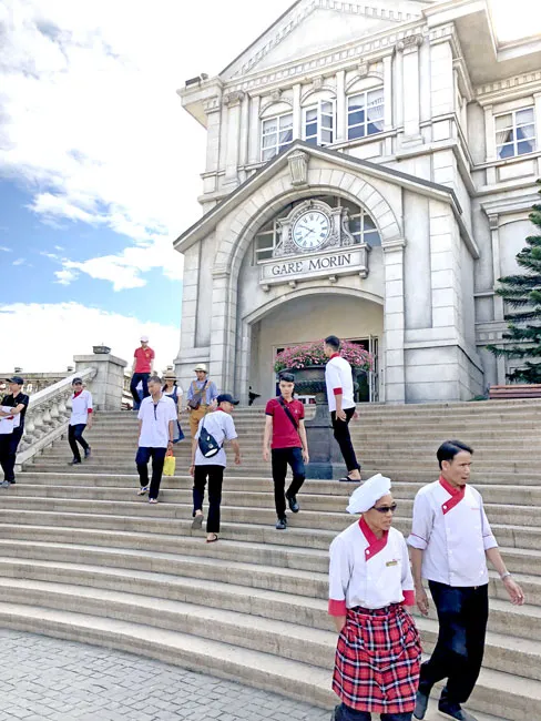 Làng cổ Pháp trên đỉnh Bà Nà ảnh 13