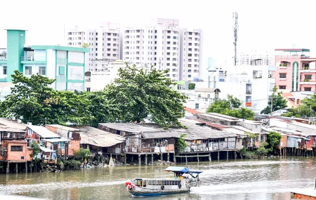 Nan giải lấn sông, lấp kênh rạch (B1): Sống trong âu lo, ô nhiễm ảnh 1