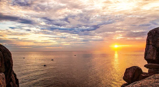 Tuyệt cảnh bờ biển Nam Trung Bộ ảnh 10