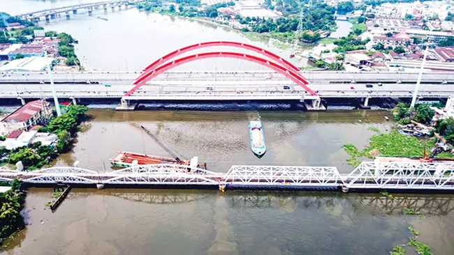 Cẩn trọng thu phí BOT đường sông ảnh 1