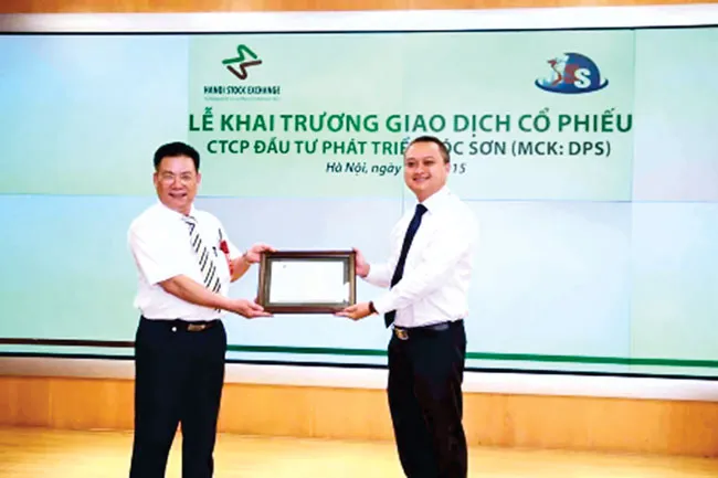 Cổ phiếu lạ… dưới 1.000 đồng ảnh 1