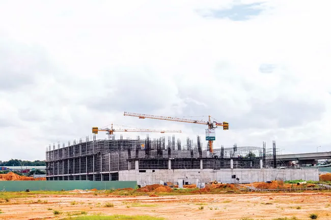 Ngổn ngang công trình hạ tầng ảnh 1