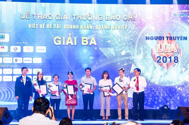 Chào mừng ngày doanh nhân Việt Nam 13-10: Doanh nghiệp thích ứng với thời cuộc 4.0 ảnh 1