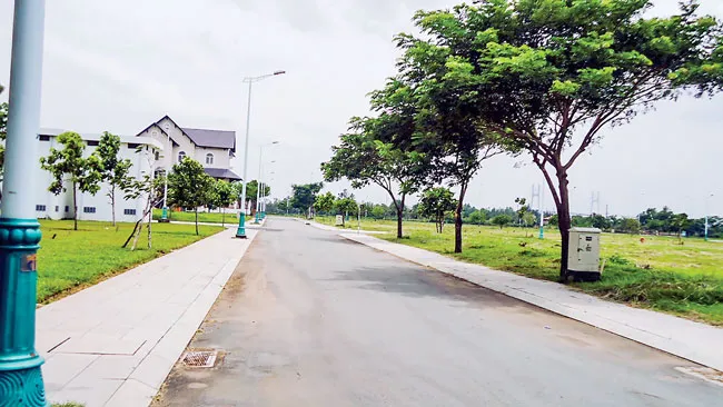 Thị trường bất động sản: Luật bao vây không lối thoát ảnh 1